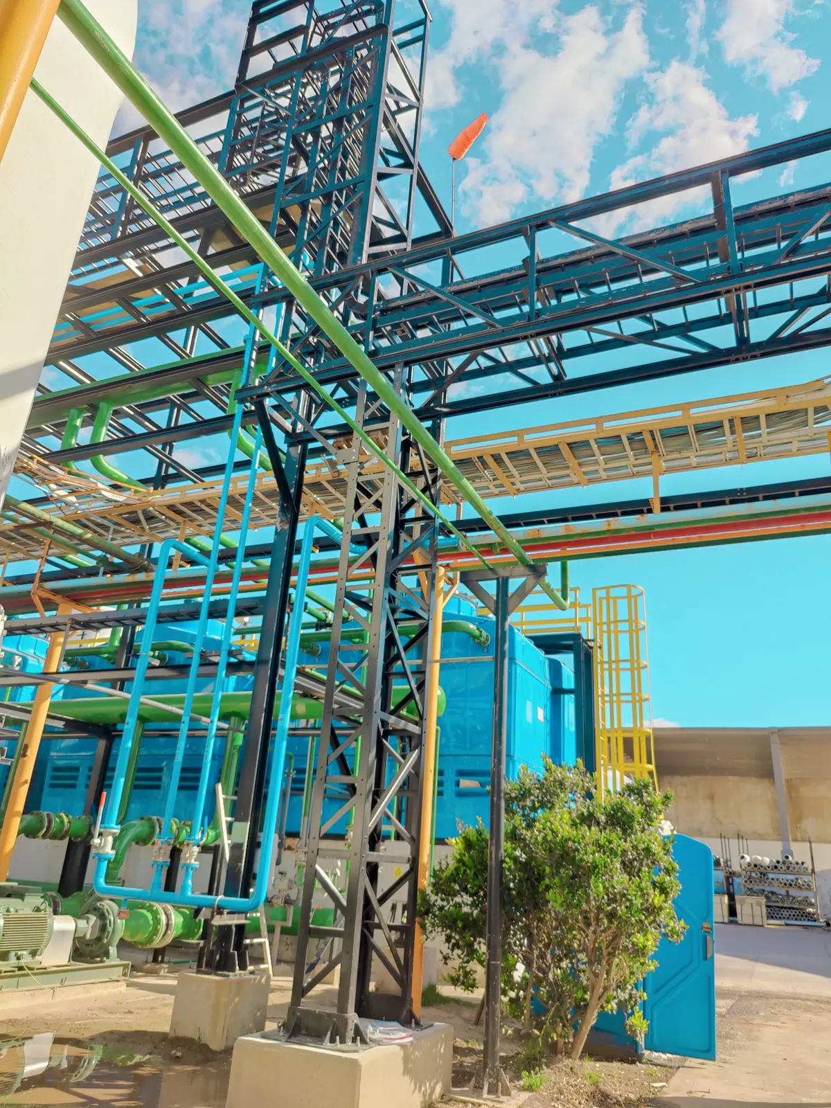 Cable tray racks and runs in plant and indoor installations.